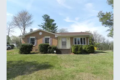 2500 Argonne Boulevard, Greensboro, NC 27407 - Photo 1