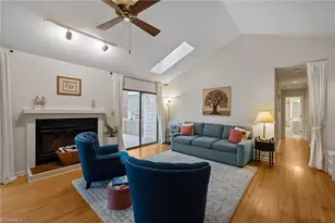 101 Beechwood Dr, Carrboro, NC 27510 - Photo 19