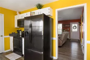 11 Stoney Point Ct, Thomasville, NC 27360 - Photo 9