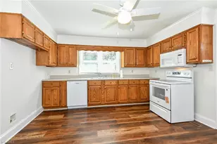 2714 Richard St, Greensboro, NC 27405 - Photo 7