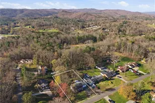 524 Mark Ln, North Wilkesboro, NC 28659 - Photo 7