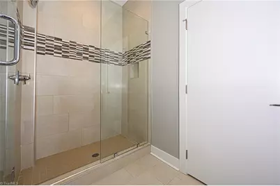 400 W 4th Street #504, Winston-Salem, NC 27101 - Photo 23