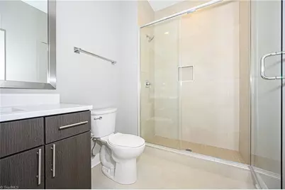 400 W 4th Street #504, Winston-Salem, NC 27101 - Photo 27