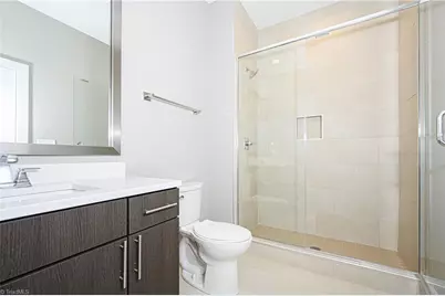 400 W 4th Street #504, Winston-Salem, NC 27101 - Photo 29
