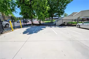 400 W 4th St, Winston-Salem, NC 27101 - Photo 47