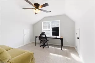 612 Spring Leaf Ct, Greensboro, NC 27455 - Photo 21