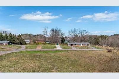 110 Village Drive, North Wilkesboro, NC 28659 - Photo 5