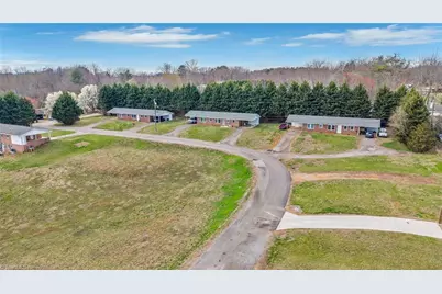 110 Village Drive, North Wilkesboro, NC 28659 - Photo 3