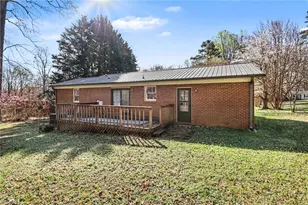 207 Auden Dr, Greensboro, NC 27406 - Photo 21