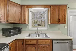 207 Auden Dr, Greensboro, NC 27406 - Photo 13