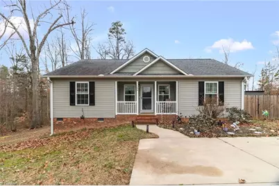 104 Black Avenue, Thomasville, NC 27360 - Photo 1