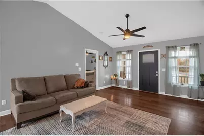 104 Black Avenue, Thomasville, NC 27360 - Photo 9