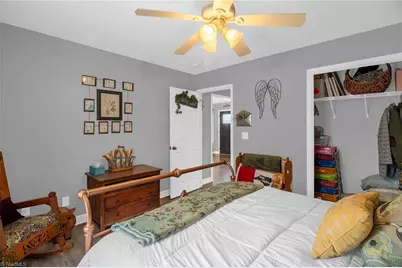 104 Black Avenue, Thomasville, NC 27360 - Photo 25