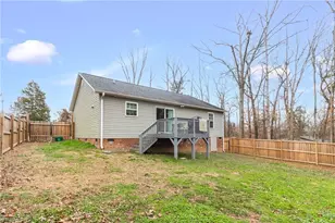 104 Black Ave, Thomasville, NC 27360 - Photo 27