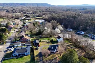 110 E Main St, Jonesville, NC 28642 - Photo 13