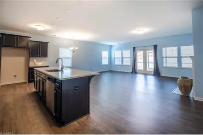 5556 Baverhof Drive, Greensboro, NC 27405 - Photo 3