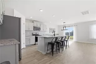 221 Culloden Dr, Mocksville, NC 27028 - Photo 7