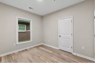 2127 McConnell Road, Greensboro, NC 27401 - Photo 25