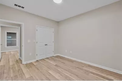 2127 McConnell Road, Greensboro, NC 27401 - Photo 15