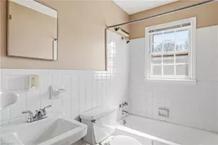 2503 Vanstory St, Greensboro, NC 27407 - Photo 17