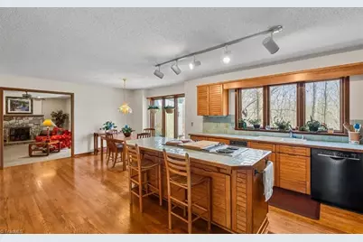 8204 Willow Glen Trail, Greensboro, NC 27455 - Photo 15