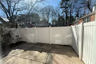 318 Hanover Arms Ct, Winston-Salem, NC 27104 - Photo 9