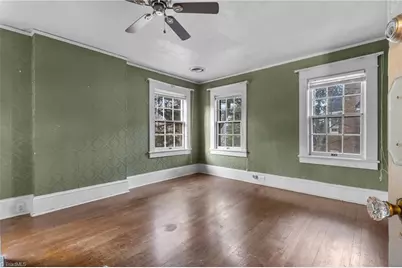 708 E Lake Drive, Greensboro, NC 27401 - Photo 11