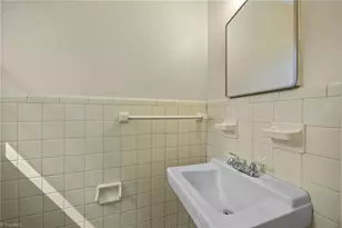 1108 Dartmouth Ave, High Point, NC 27260 - Photo 9