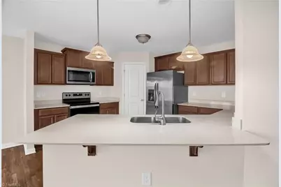 3859 Copperfield Court, High Point, NC 27265 - Photo 7