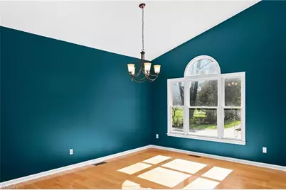 1108 Elmwood Avenue, High Point, NC 27265 - Photo 9