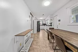 724 E Main St, Seagrove, NC 27341 - Photo 5