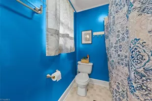 724 E Main St, Seagrove, NC 27341 - Photo 15