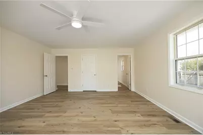 1312 Greenwood Terrace, Burlington, NC 27215 - Photo 27