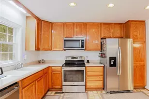 634 Swannanoa Ave, Liberty, NC 27298 - Photo 9