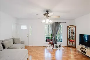 634 Swannanoa Ave, Liberty, NC 27298 - Photo 5