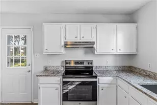 806 Vance St, Greensboro, NC 27406 - Photo 15