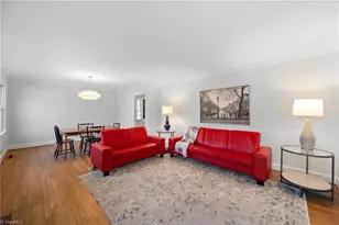 1035 Wendover Cir, Winston-Salem, NC 27104 - Photo 9