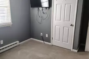 127 Miller St, Mount Airy, NC 27030 - Photo 5