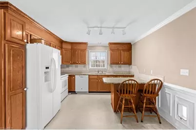 8997 Pepper Ridge Court, Oak Ridge, NC 27310 - Photo 7