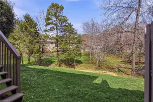 10 Park Village Ln, Greensboro, NC 27455 - Photo 25