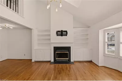 10 Park Village Lane #E, Greensboro, NC 27455 - Photo 13