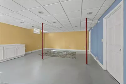 1633 Pembroke Avenue, Winston-Salem, NC 27103 - Photo 37