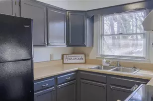 303 Island Dr, Madison, NC 27025 - Photo 9