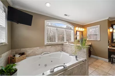 4118 Chatham Hill Drive, Winston-Salem, NC 27104 - Photo 23