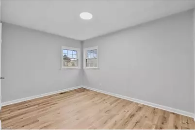 1502 Summit Avenue, Greensboro, NC 27405 - Photo 23