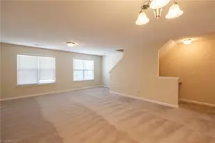 36 Ackland Dr, Greensboro, NC 27455 - Photo 7