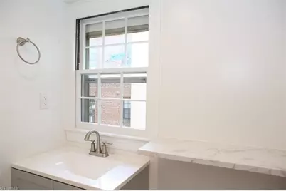 201 Tate Street #E, Greensboro, NC 27403 - Photo 13