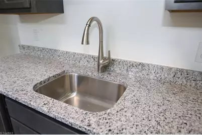 201 Tate Street #E, Greensboro, NC 27403 - Photo 23