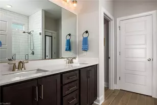 1724 Eastover Dr, Kernersville, NC 27284 - Photo 21