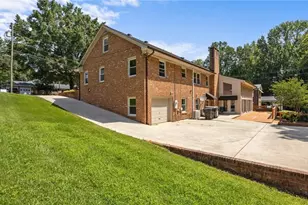 1926 Downing Dr, Burlington, NC 27215 - Photo 35